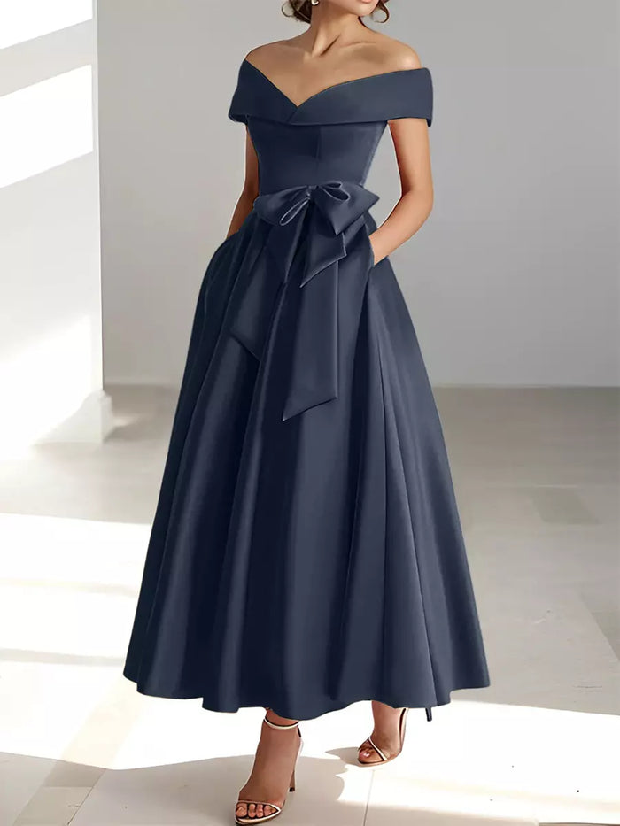 ELEGANT LADY